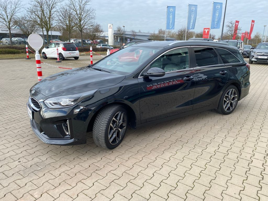 Fahrzeugabbildung Kia Ceed SW 1.4 T-GDI DCT OPF GT Line