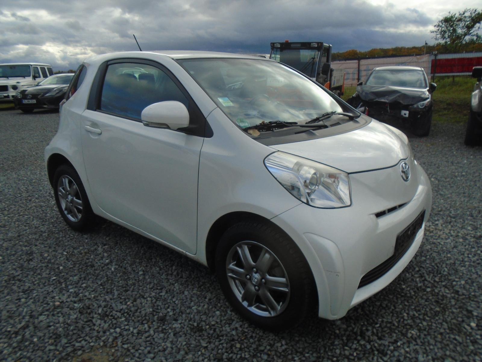 Toyota IQ