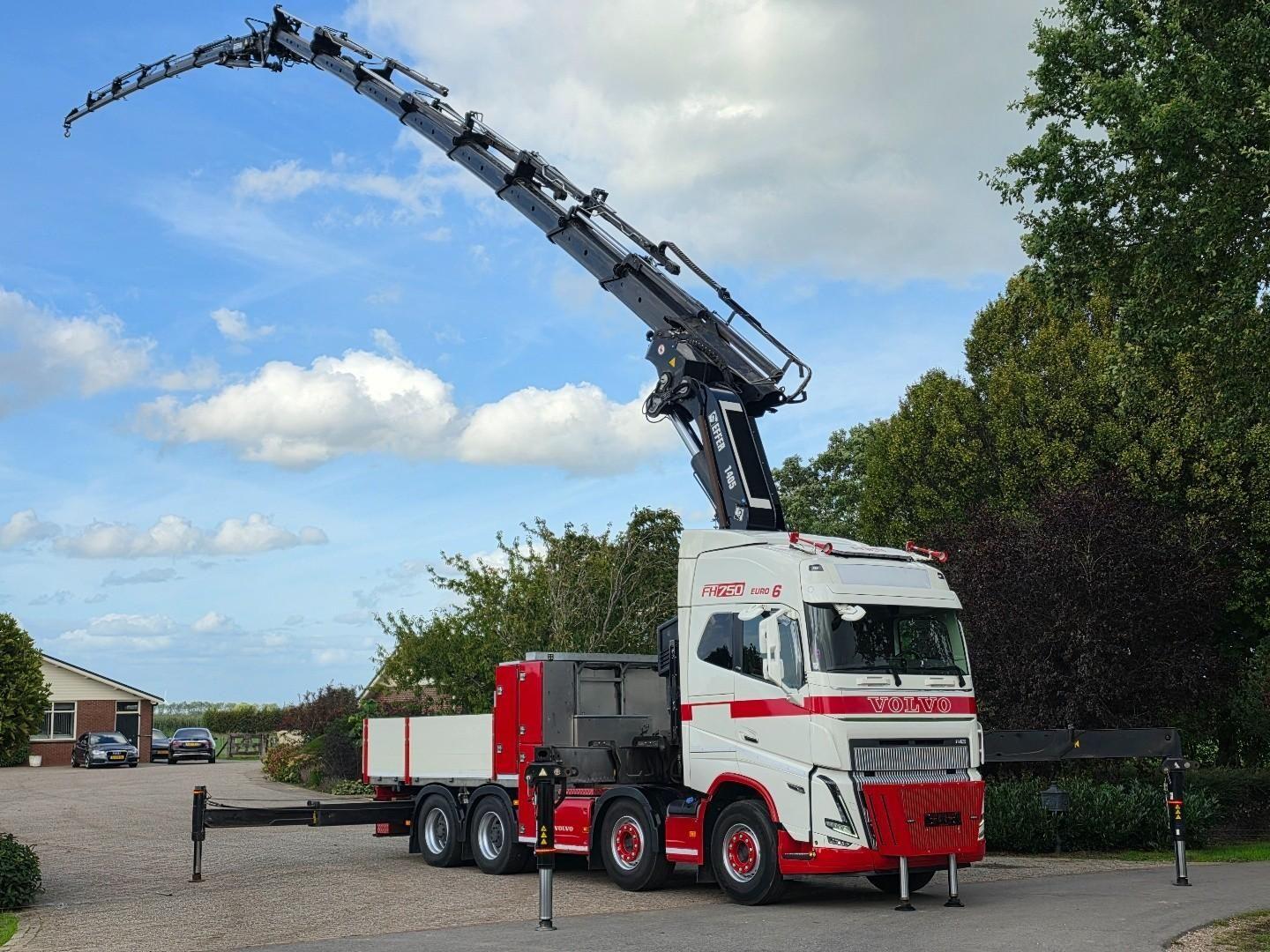 Volvo FH16 750 8x4!! EFFER 1405!! FLYJIB/WINCH/360 STA
