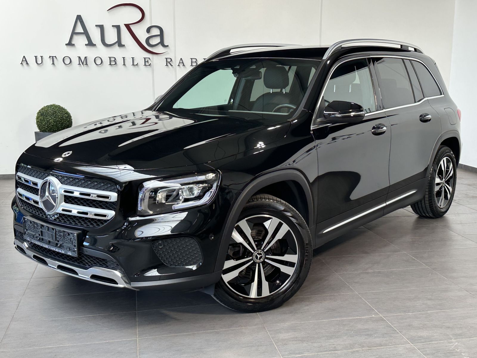 Fahrzeugabbildung Mercedes-Benz GLB 220d Progressive NAV+LED+V-COCK+KAM+CARPLAY