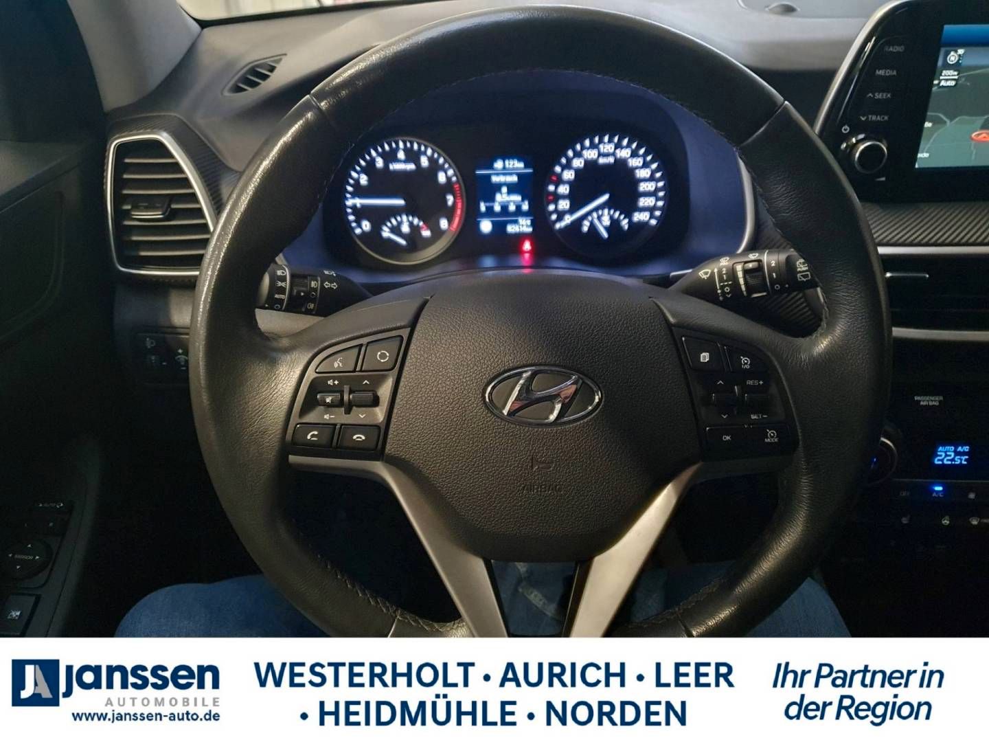 Fahrzeugabbildung Hyundai TUCSON FL TREND