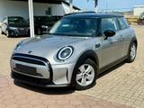 MINI Cooper Essential Trim  *EINPARKHILFE/WENIG KM* - MINI Cooper aus 2024