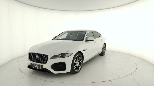 Jaguar JAGUAR XF II Berlina 2021 - XF 2.0 i4 HSE awd 30