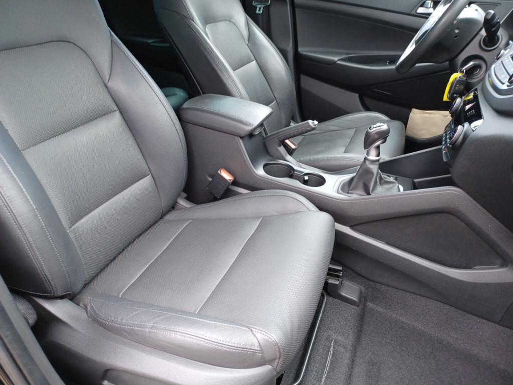 Hyundai Tucson Lederpolster PDC SHZ LEDER KAMERA NAVI
