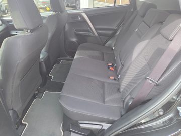 Toyota RAV 4 - 10