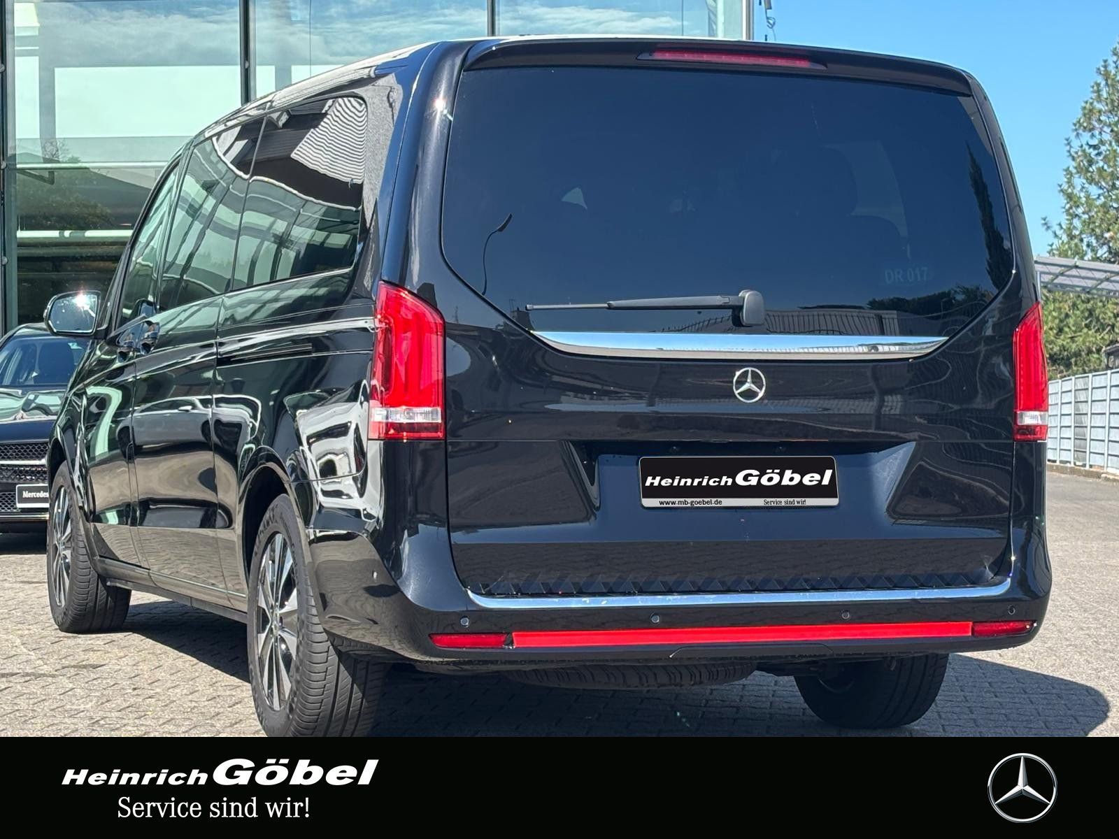 Fahrzeugabbildung Mercedes-Benz V 300 d 4M AVA-EDI*EXTRA-LANG*BURMESTER*360°KAME