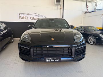 Porsche Cayenne - 2