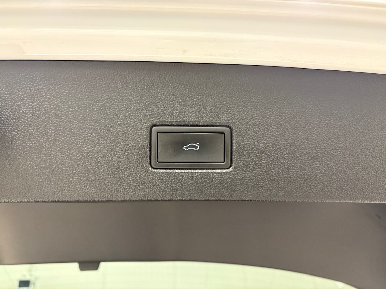 T-Roc Sport 1.5 TSI DSG AHK NAVI ACC RFK SHZ