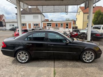 Mercedes E 200 - 3