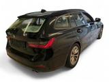 BMW 330d Touring Advantage AUT/Navi/SHZ/Standh./Virt - gebrauchte Kombis