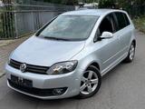 Volkswagen Golf Plus 1.6 Team AHK KLIMA SHZ - VW Golf Plus Gebrauchtwagen in Frankfurt
