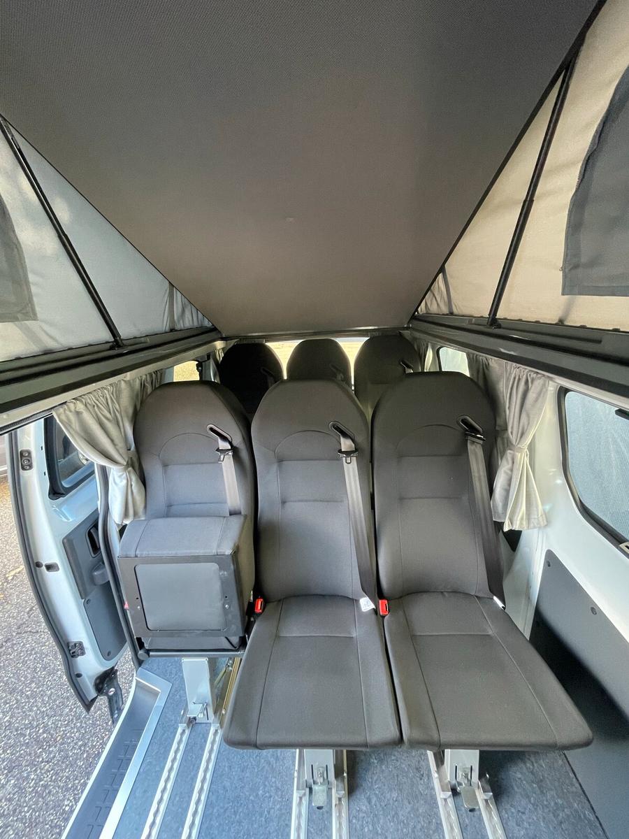 Peugeot Sunvan 2.0 BlHDi 145 - 8 Sitze & Schlaf-Hubdach