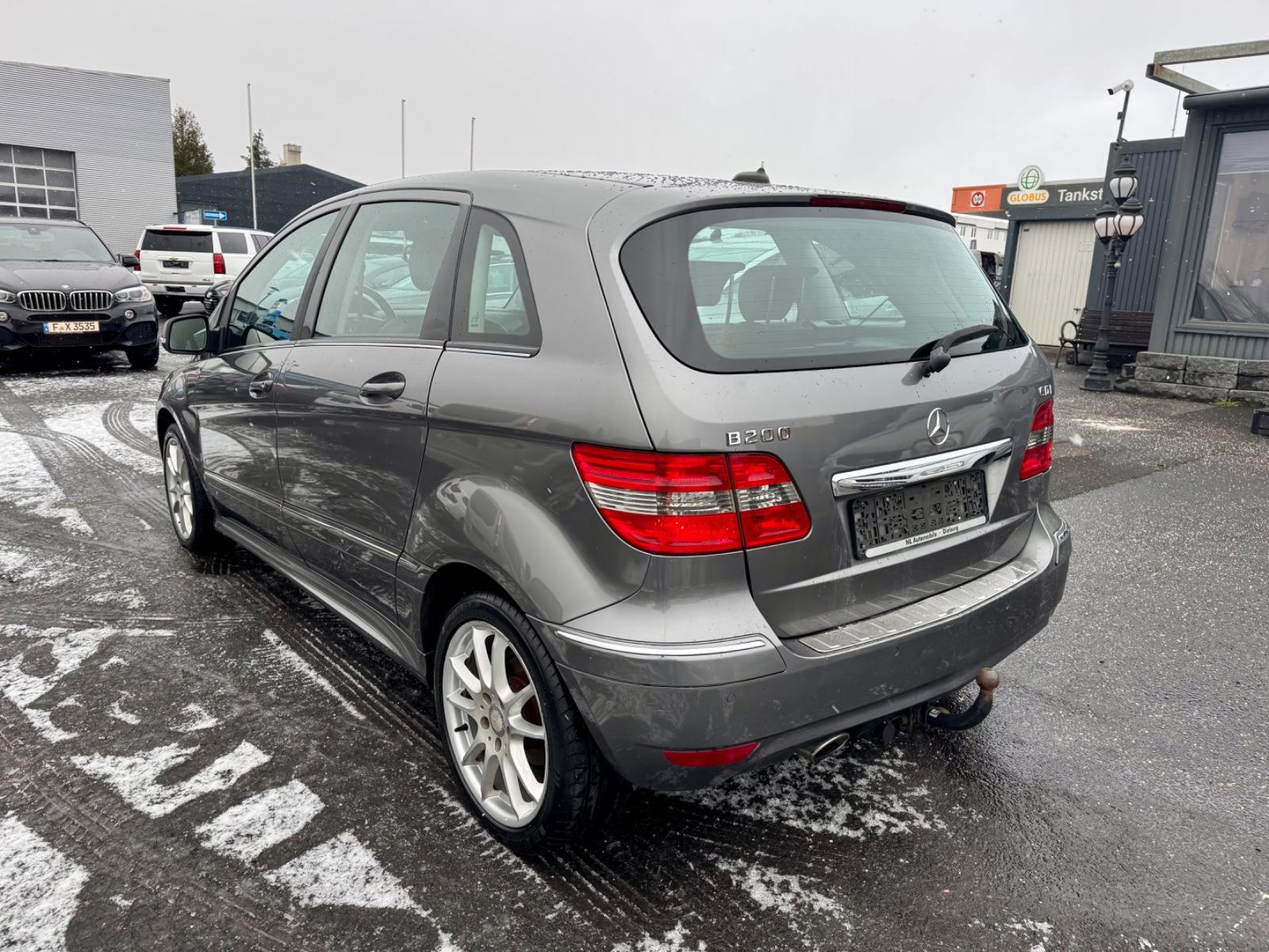 Mercedes-Benz B 200 CDI-Autom.Navi-AHK-2xPDC