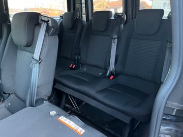 Ford Tourneo Custom - 10