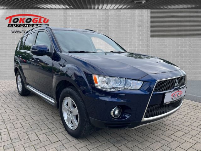 Mitsubishi Outlander Intense 4WD 2.2 DI-D 7-Sitzer!EXPORTPR