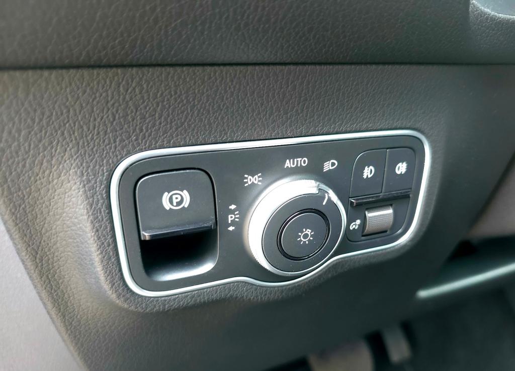 Mercedes-Benz GLB 250