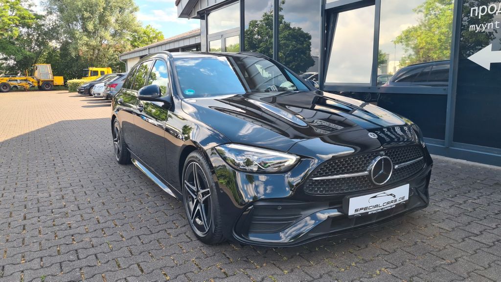 Mercedes-Benz C 220 — hlavná fotografia