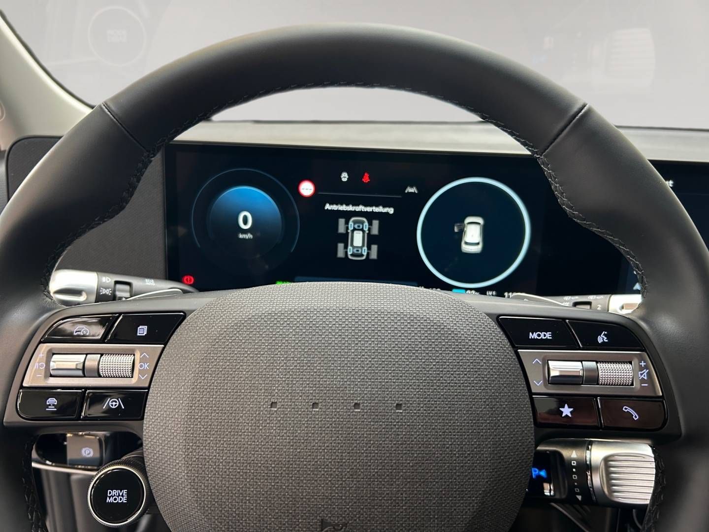 Fahrzeugabbildung Hyundai IONIQ 5 84 kWh (325 PS) 4WD TECHNIQ-Paket