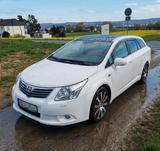 Toyota Avensis Combi TEC-Edition 2.2 D-4D Automatik... - Toyota Avensis mit Panoramadach