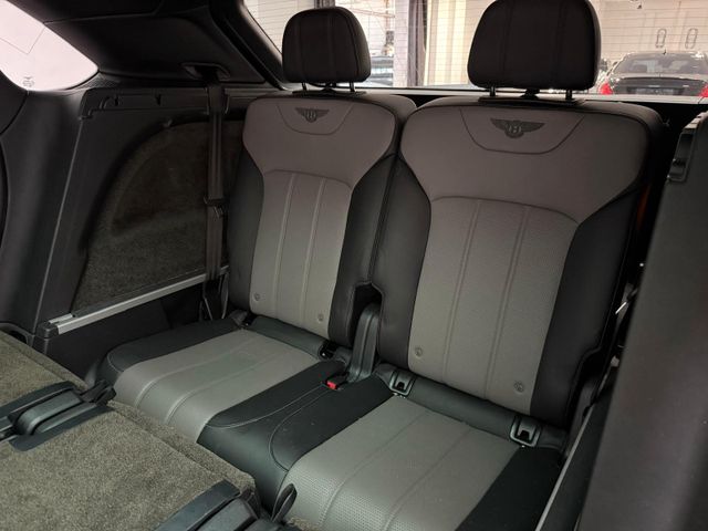 Bentley Bentley Bentayga 4.0 V8, 7 Sitzer, Massage,Pano,