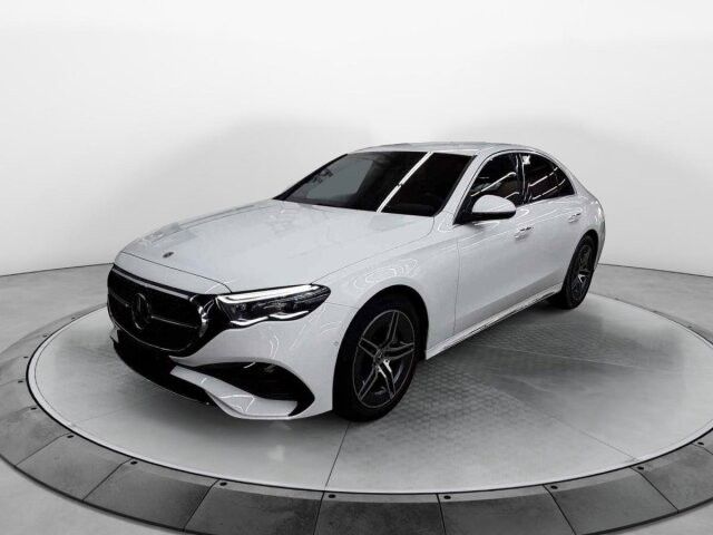 Fahrzeugabbildung Mercedes-Benz E 220 d AMG AHK+DISTR+MEMORY+DIGITAL+360°