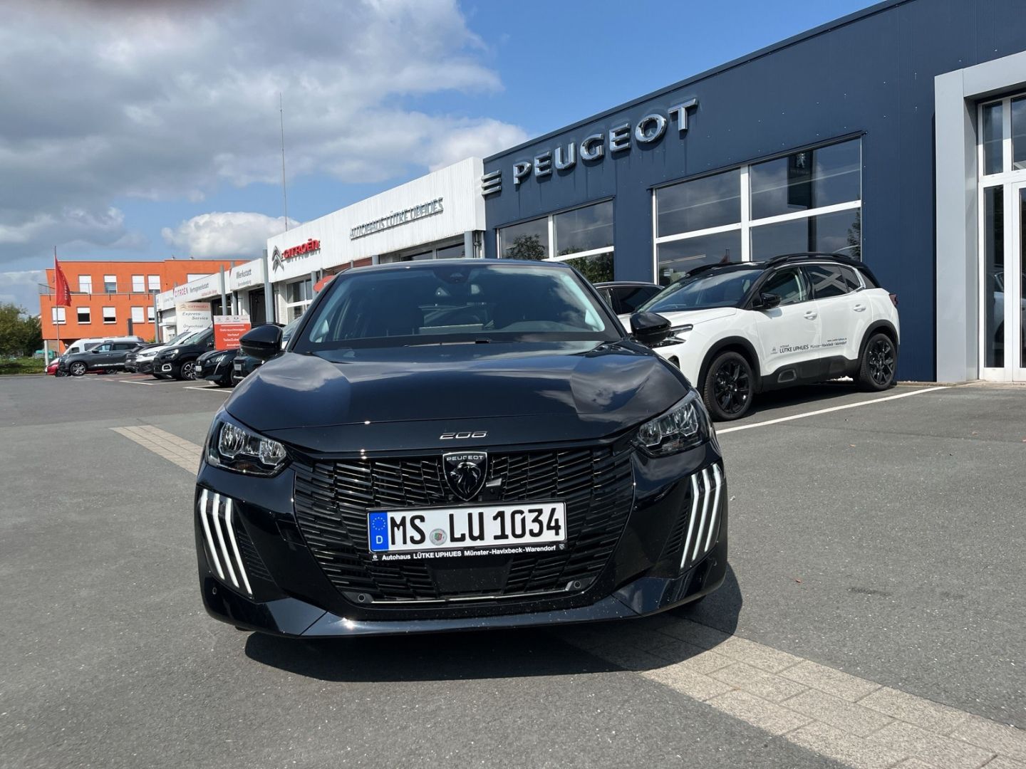 Fahrzeugabbildung Peugeot 208 1.2 EU6d Allure PureTech 100 Navi 360 Kamera