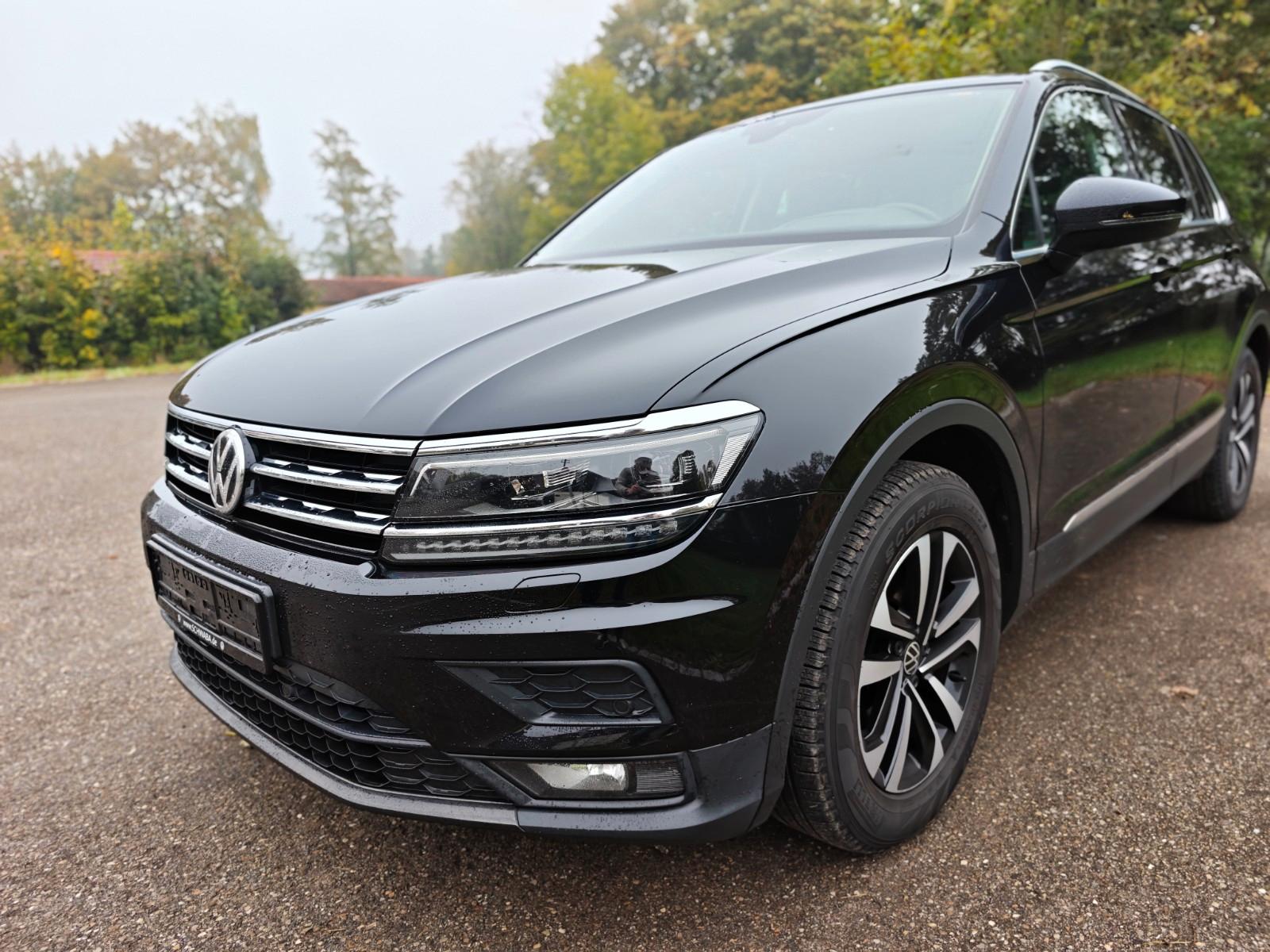 Volkswagen Tiguan United Comfortline HUD ACC AHK