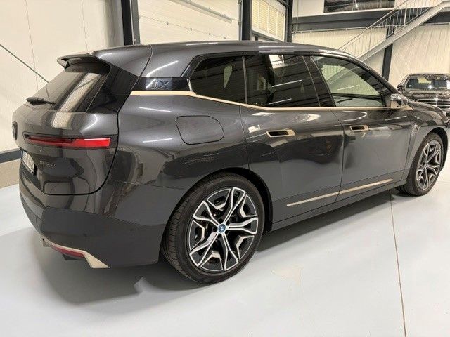 BMW iX 40 xDrive Pano Driving As Prof foto 5