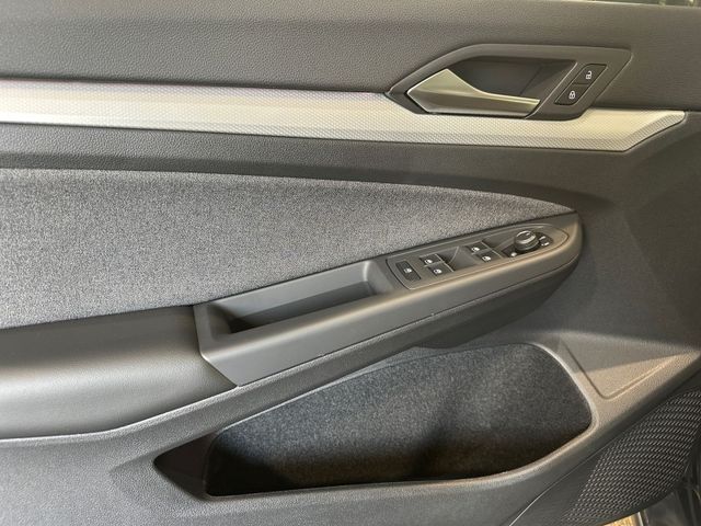 Golf Variant VIII 2.0 TDI MOVE IQ.LIGHT+KAM+NAVI