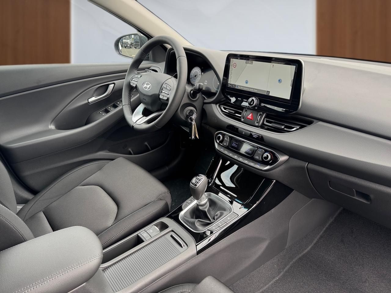 Fahrzeugabbildung Hyundai i30 ADVANTAGE *LED*NAVI*SHZ*LHZ*NAVI*USB*DAB+