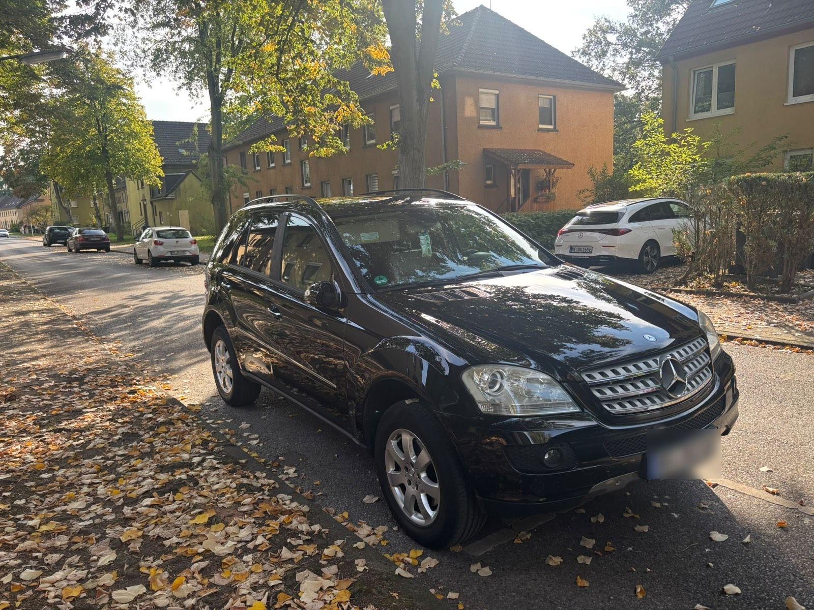 Mercedes-Benz ML280 2006 — engine 190 HP (140kW)