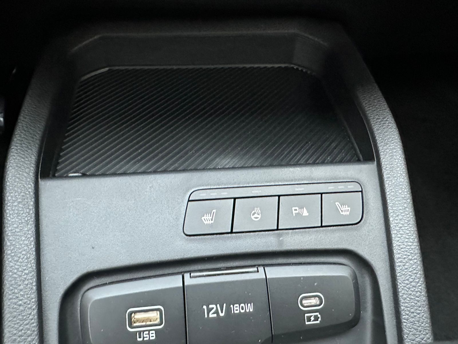 Fahrzeugabbildung Kia Stonic 1.0 T-GDI DCT Vision