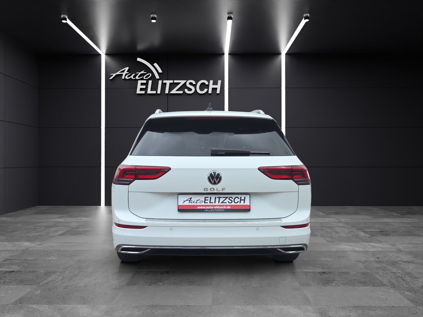 Fahrzeugabbildung Volkswagen Golf VIII Variant TDI Active DSG LED Navi AID AC
