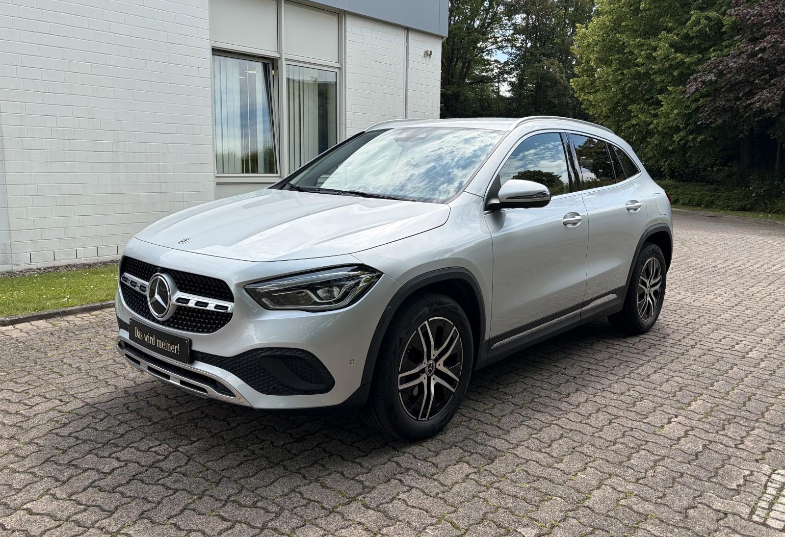 Mercedes-Benz GLA 180 Progressive, LED, Navi, 360 Grad Kamera.