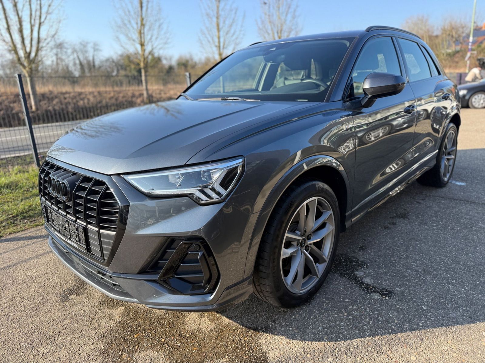 Audi Q3 40 TDI quattro S line OPTIK*PANO*ACC