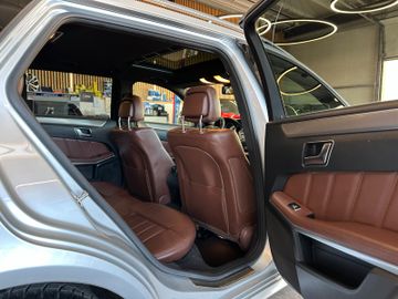 Mercedes-Benz E 350 *PANO*MEMORY*HarmanKardon*LEDER (BRAUN)*