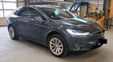 Tesla Model X Long Range - graue Tesla Model X