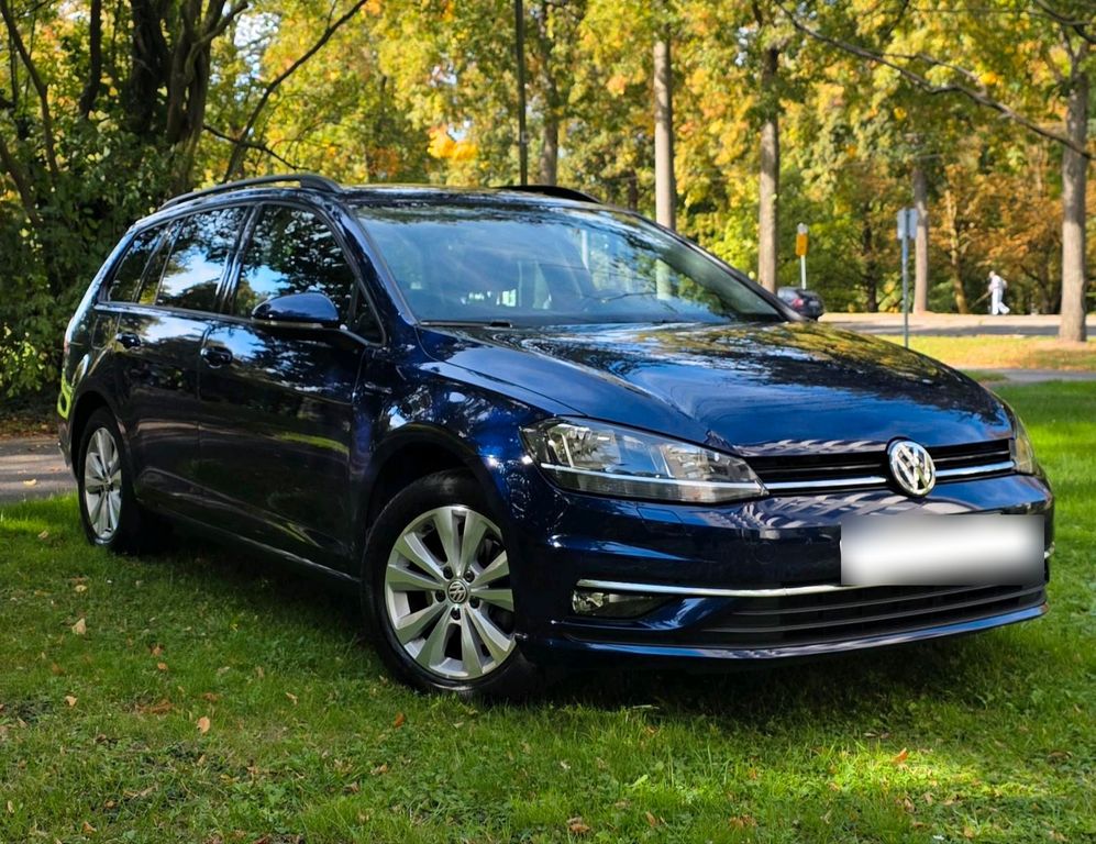 Image of Volkswagen Golf