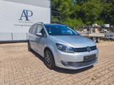 Volkswagen Touran Comfortline 2.Hand S-Heft FINANZIERUNG - gebrauchte VW Touran aus dem Jahr 2011