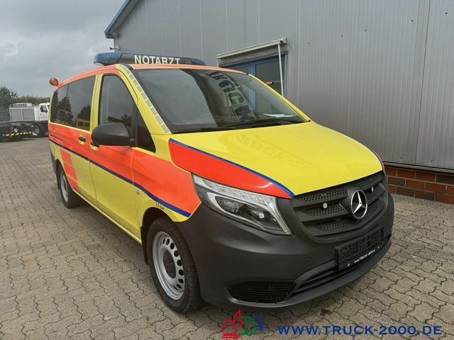 Mercedes-Benz Vito 116 CDI 4x4 Notarzt Rettung Ambulance Klima