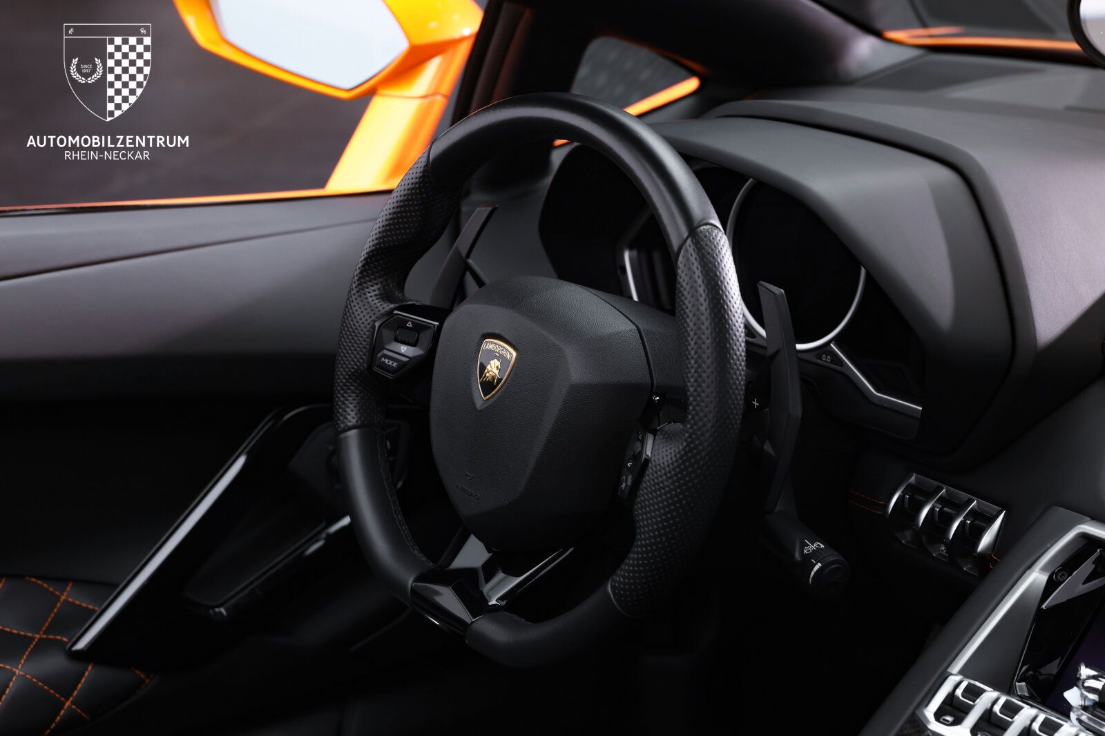 Lamborghini Aventador - Bild 32