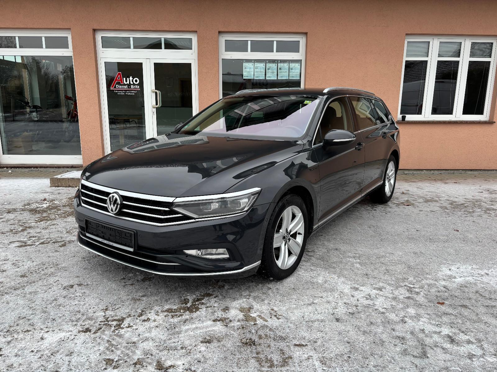 Volkswagen Passat Variant Elegance (Autom., beheizb. Lenkr)