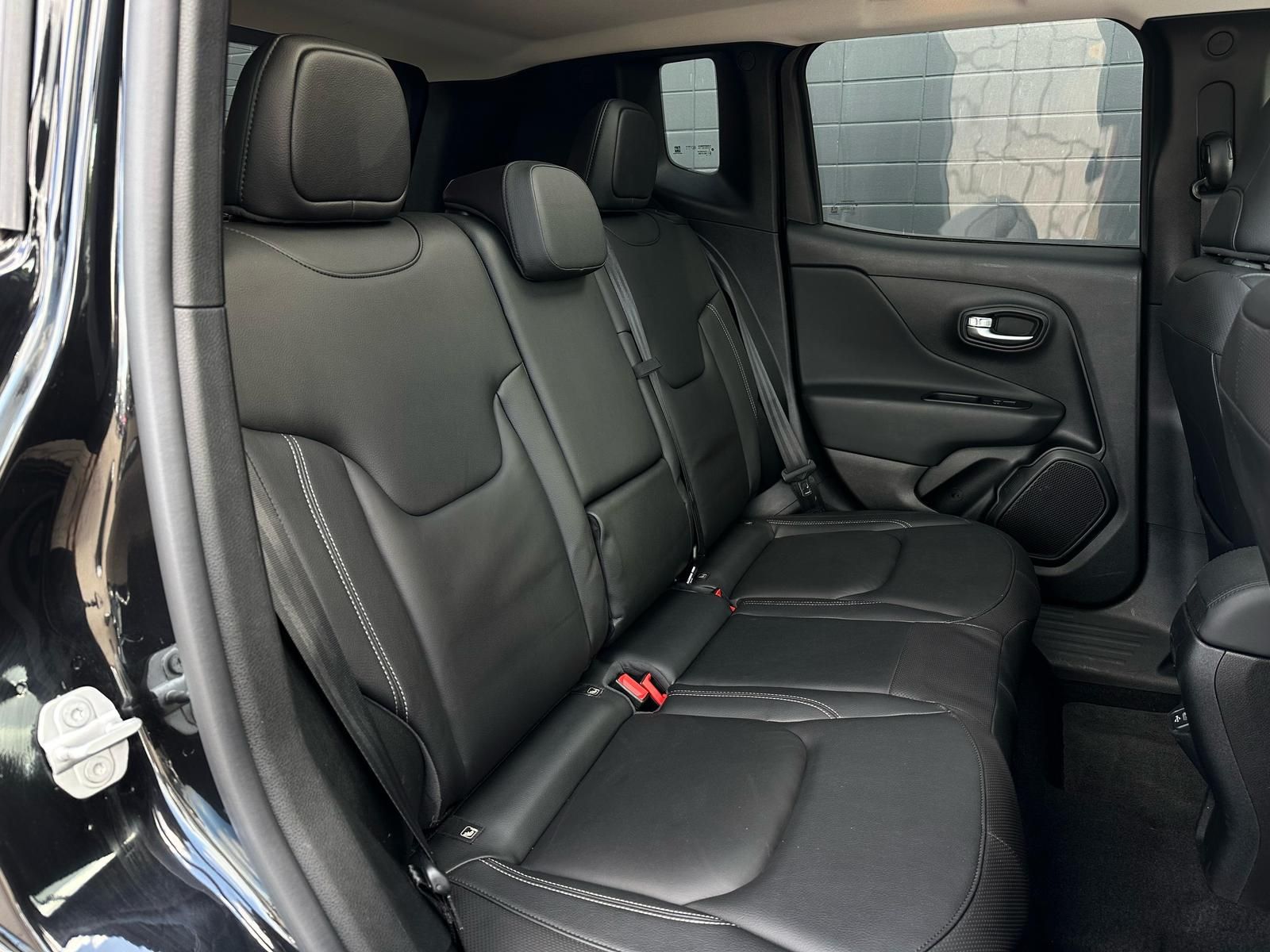 JEEP Renegade 1.3 ALL BLACK LIM 4x4 LED#ACC#SPUR#CAM - Image 16