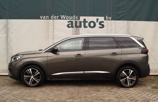 Peugeot 5008 -LEDER-NAVI-DIGI-CRUISE-CARPLAY-