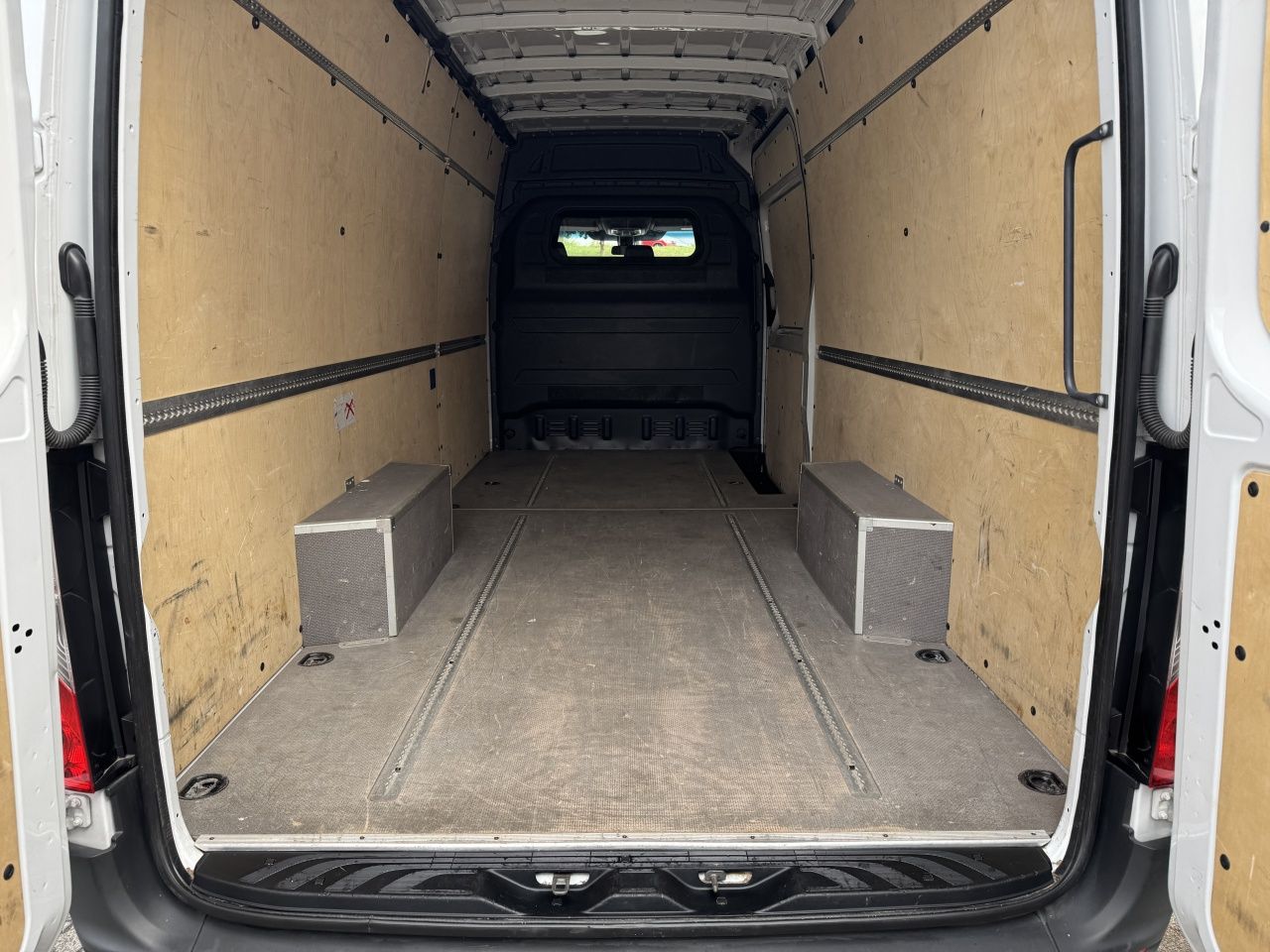 Fahrzeugabbildung Mercedes-Benz Sprinter 317 CDI KA Maxi L3H2 Klima*Kamera*Tempo