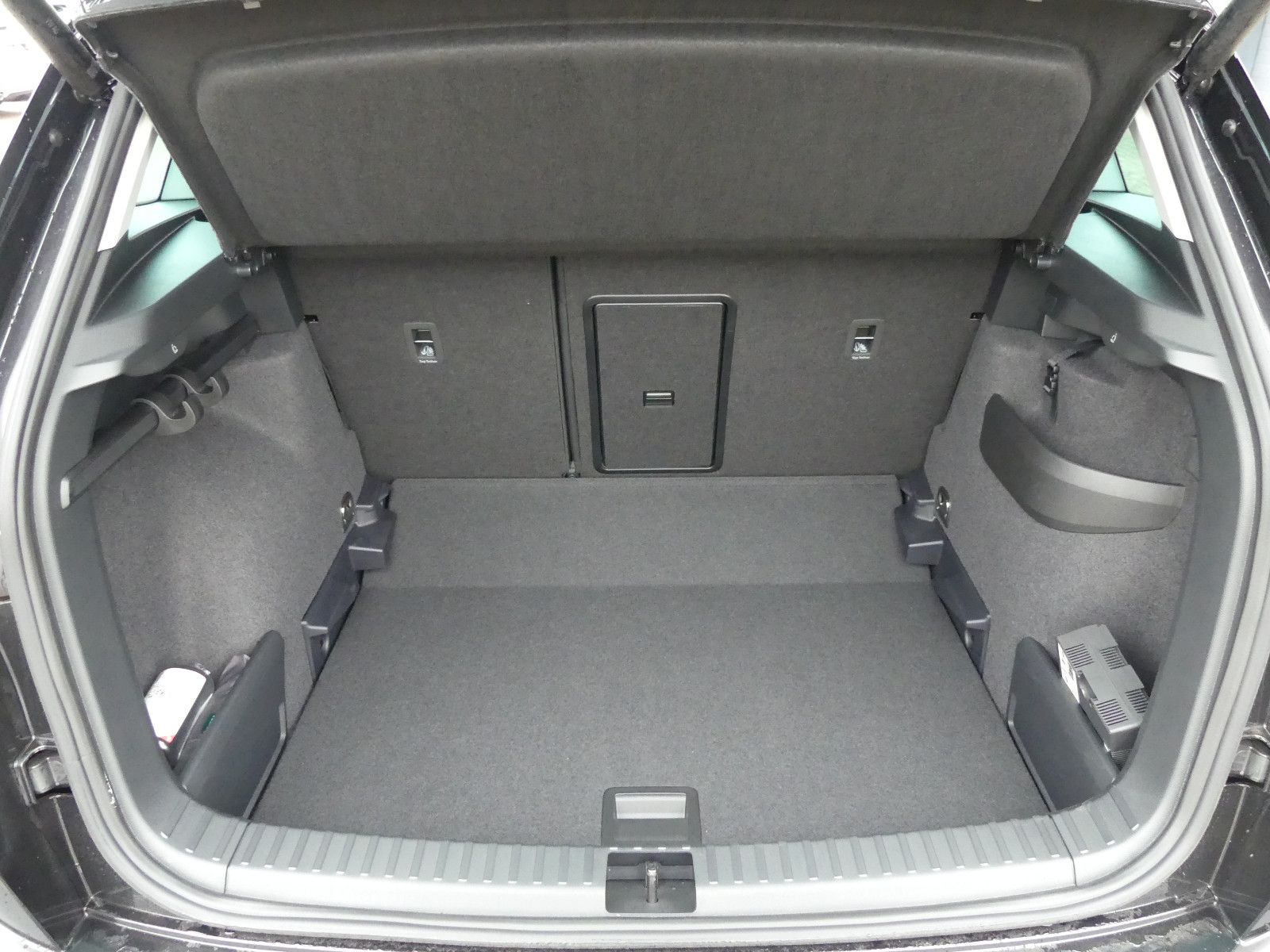 Fahrzeugabbildung SKODA Karoq Drive