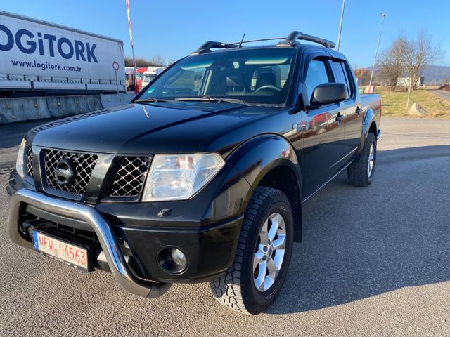 Nissan Navara Pickup Doppelkabine 4X4 * KLIMA * NAVI *