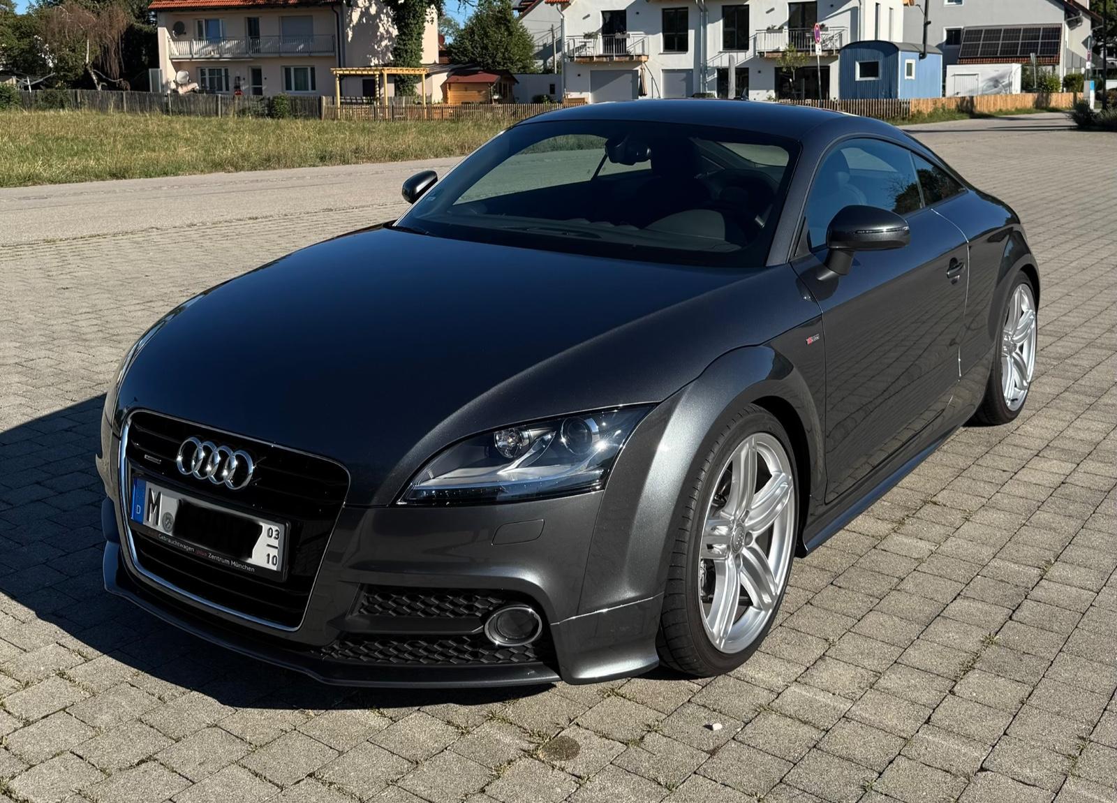 Audi TT Coupe S line 2.0 TFSI Quattro S tronic 7063km