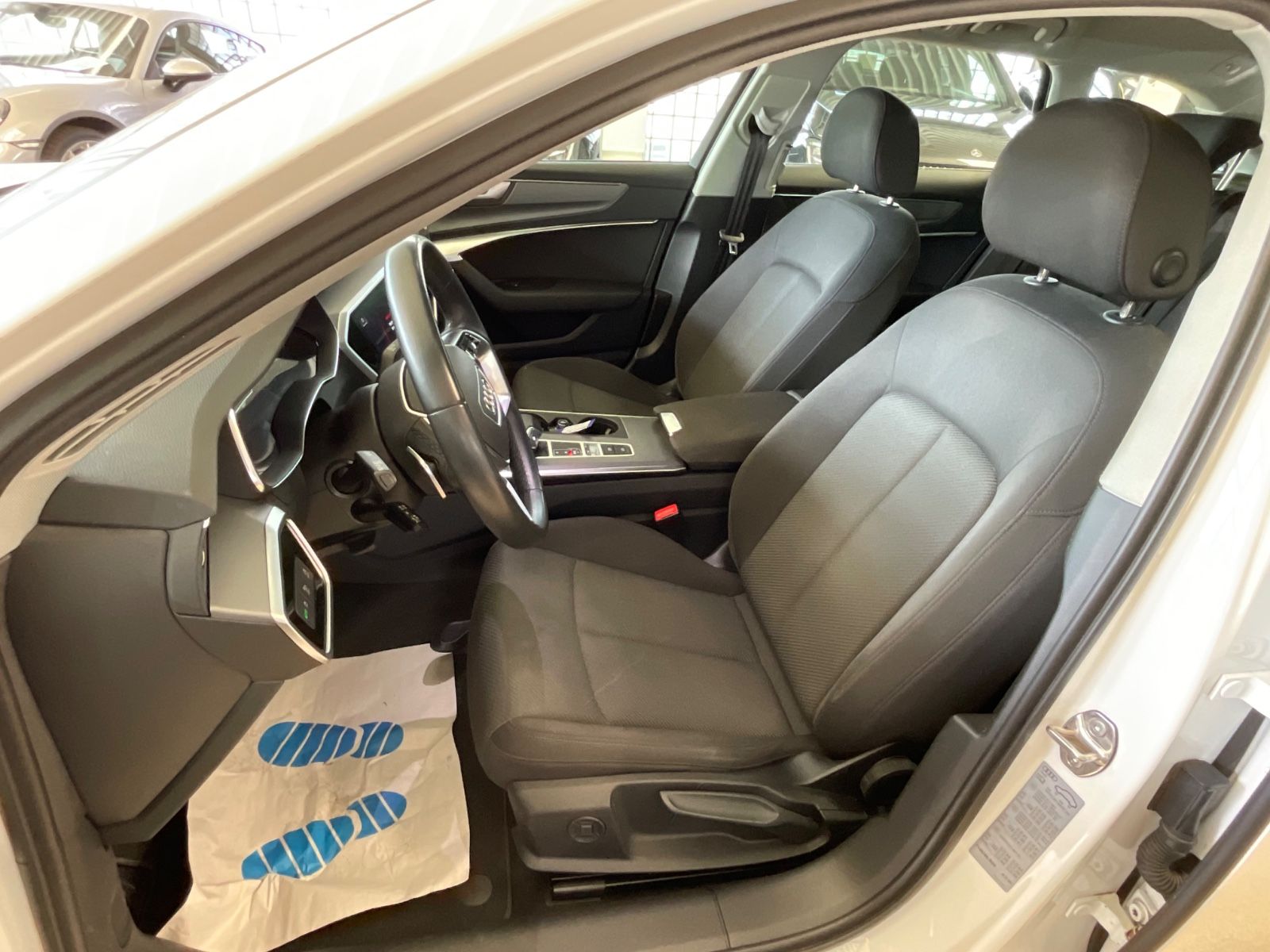 Fahrzeugabbildung Audi A6 Avant 45 TDI quattro*Business-Paket