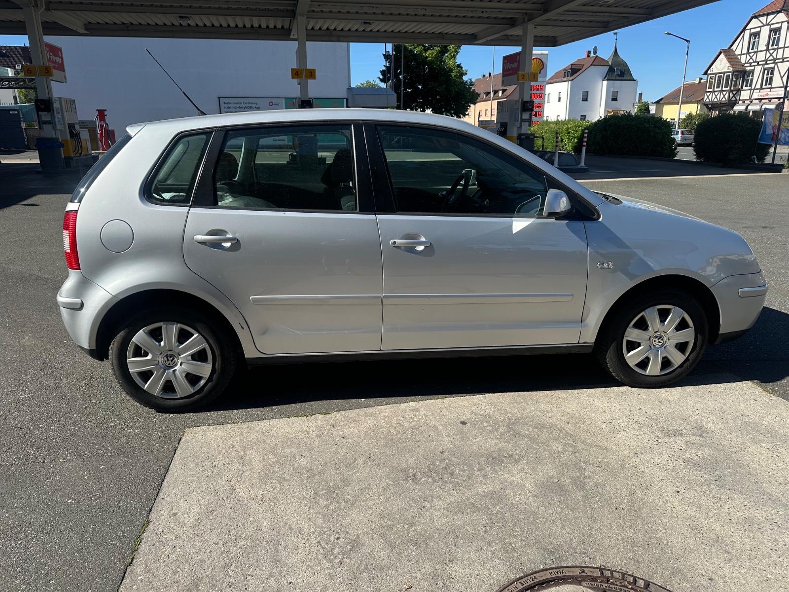 Volkswagen Polo Limousine 1.4 Comfortline